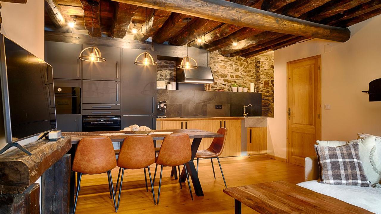 Saplan Real Estate Vilamos Villa Eksteriør billede